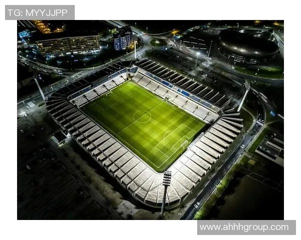 韩国当家足球星闪耀绿茵场引领球队奋勇前行追逐世界巅峰梦想